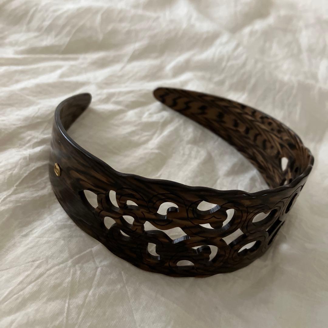 ALEXANDRE DE PARIS（アレクサンドル ドゥ パリ）カチューシャ