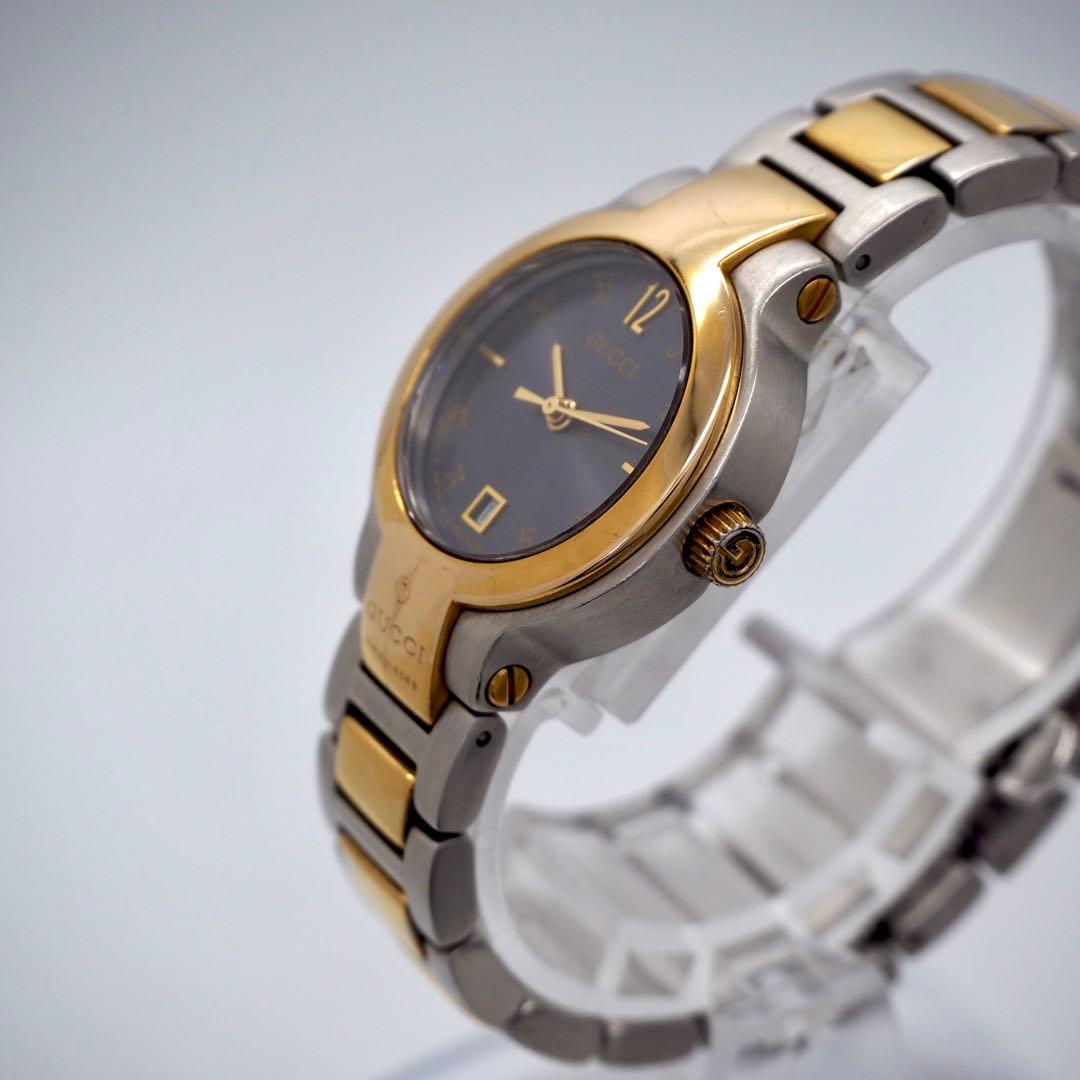 581 稼働 GUCCI レディース 時計 8900L デイト　シルバー　コンビ