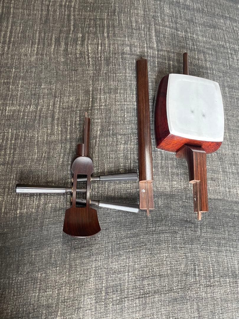 胡弓紫檀三折れ棹，胴花梨材，竹弓，付属品