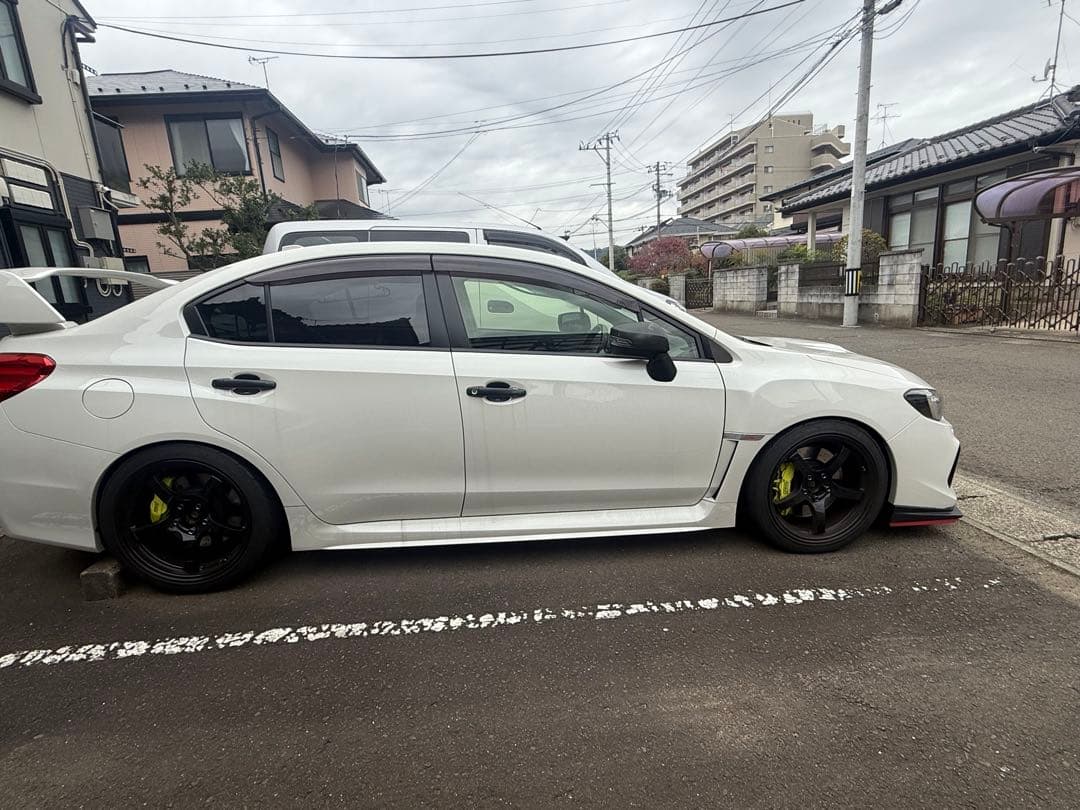 レイズ　グラムライツ57cr 4本セット　RAYS