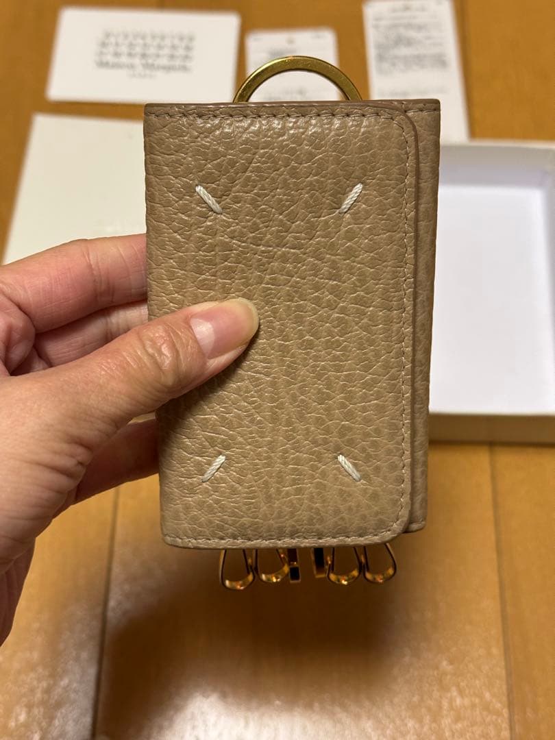 マルジェラ　キーケース　ベージュ