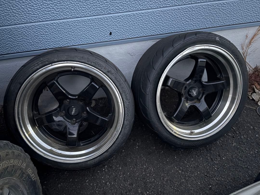 CLEAVE ホイール　18インチ二本