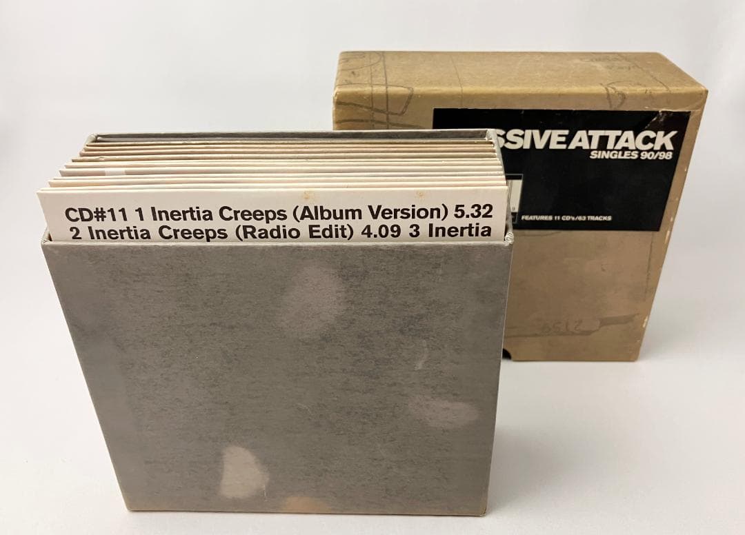 【限定盤】Massive Attack「Singles 90/98」CD11枚組