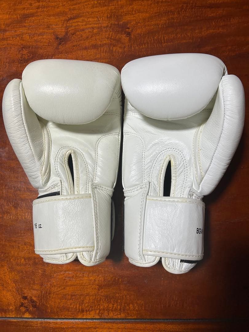 WINDY ボクシンググローブ　16oz ホワイト