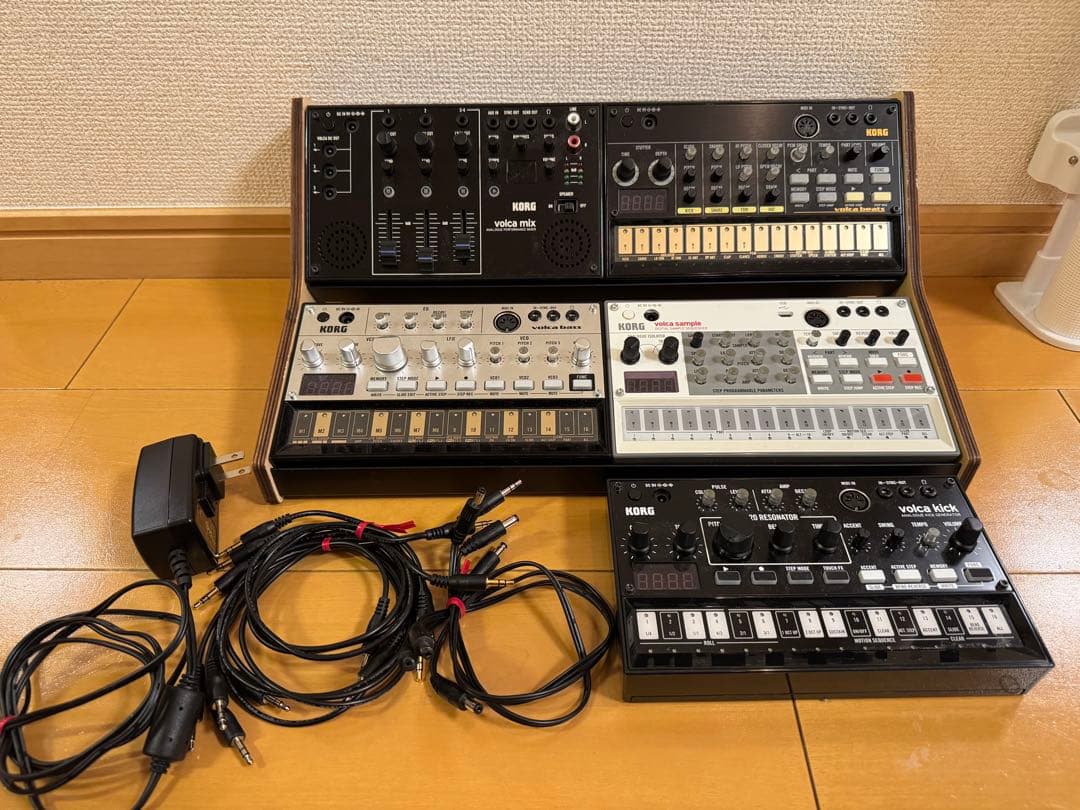 KORG volca 5台セット（スタンド付き）