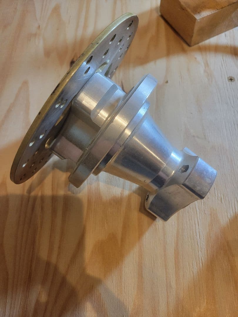 モンキー　リア　ディスクブレーキ