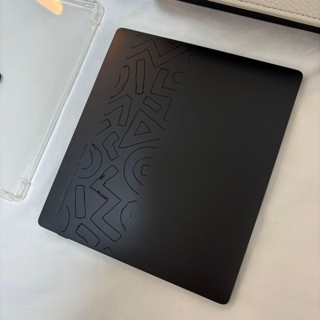 ONYX BOOX PAGE (カバー、スリーブ付き)