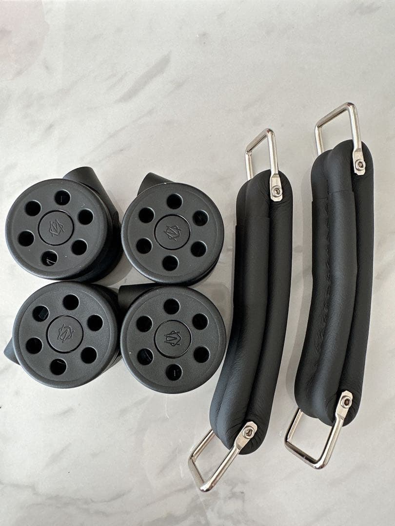 【新品】RIMOWA リモワ　クラシック　ブラック　ハンドル　ホイール　カスタム