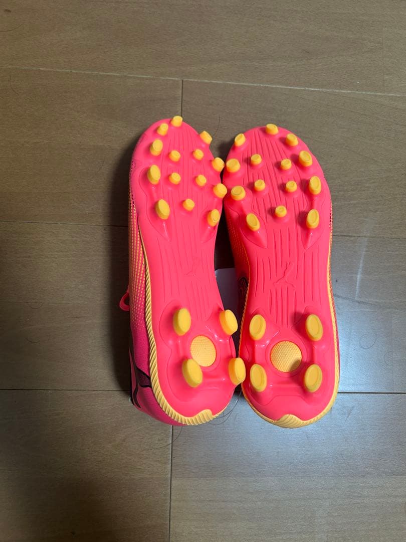 PUMA サッカーシューズ 23.5cm ピンク