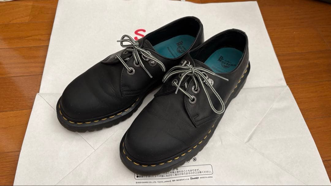 Dr.Martens Thisisneverthatコラボ 3ホール UK7