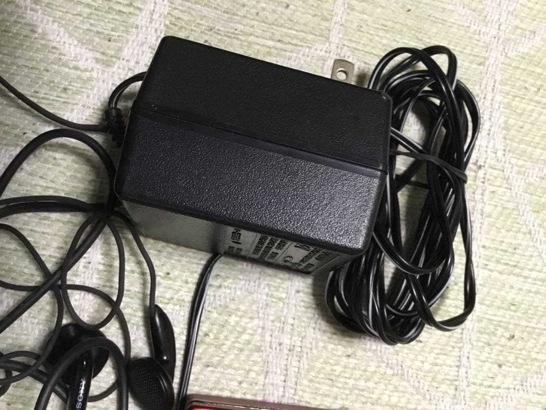 美品 SONY MZ-R900 WALKMAN ソニー MDウォークマン 赤