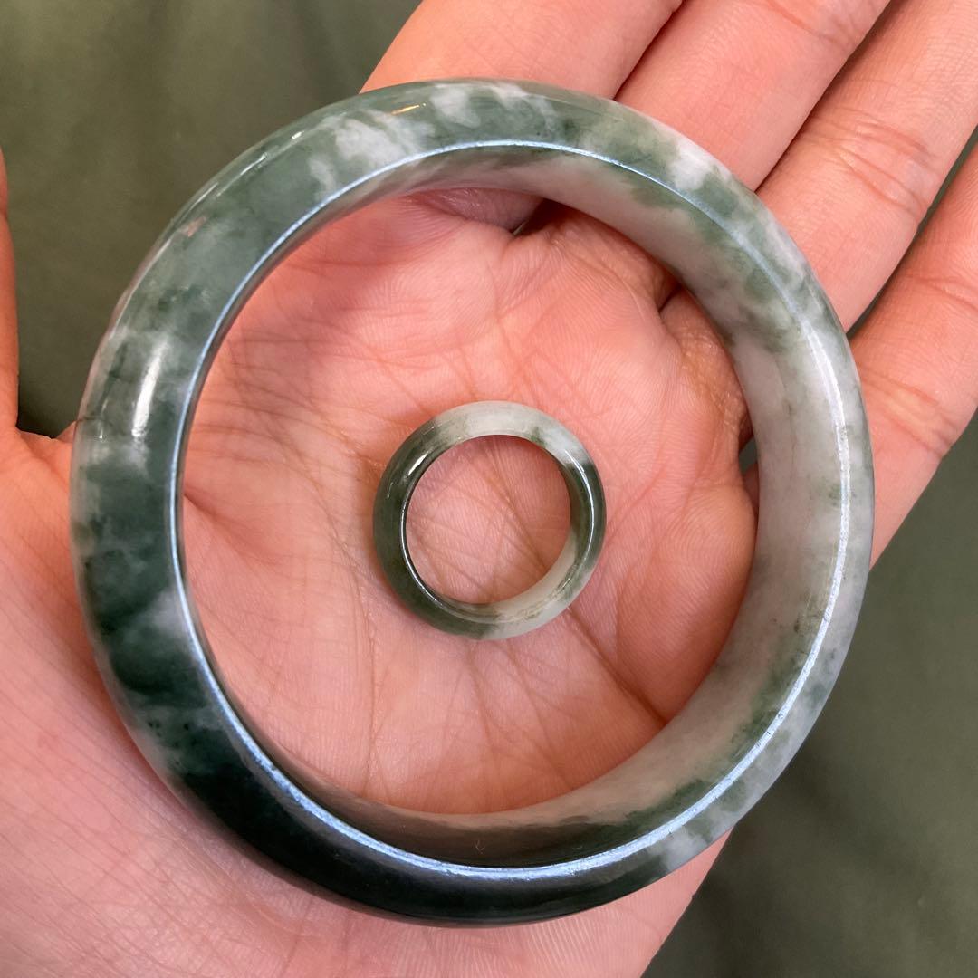 ミャンマー産 翡翠バングル 天然翡翠　57.2mm 翡翠