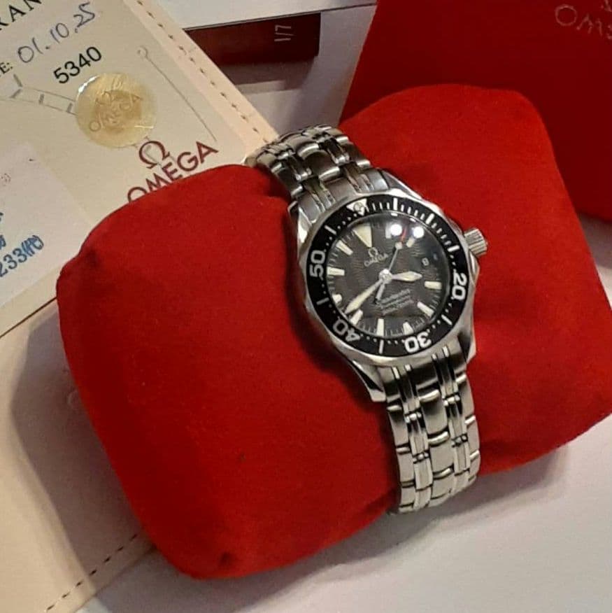 美品　オメガ　シーマスター　デイト　300m 2282.50　腕時計