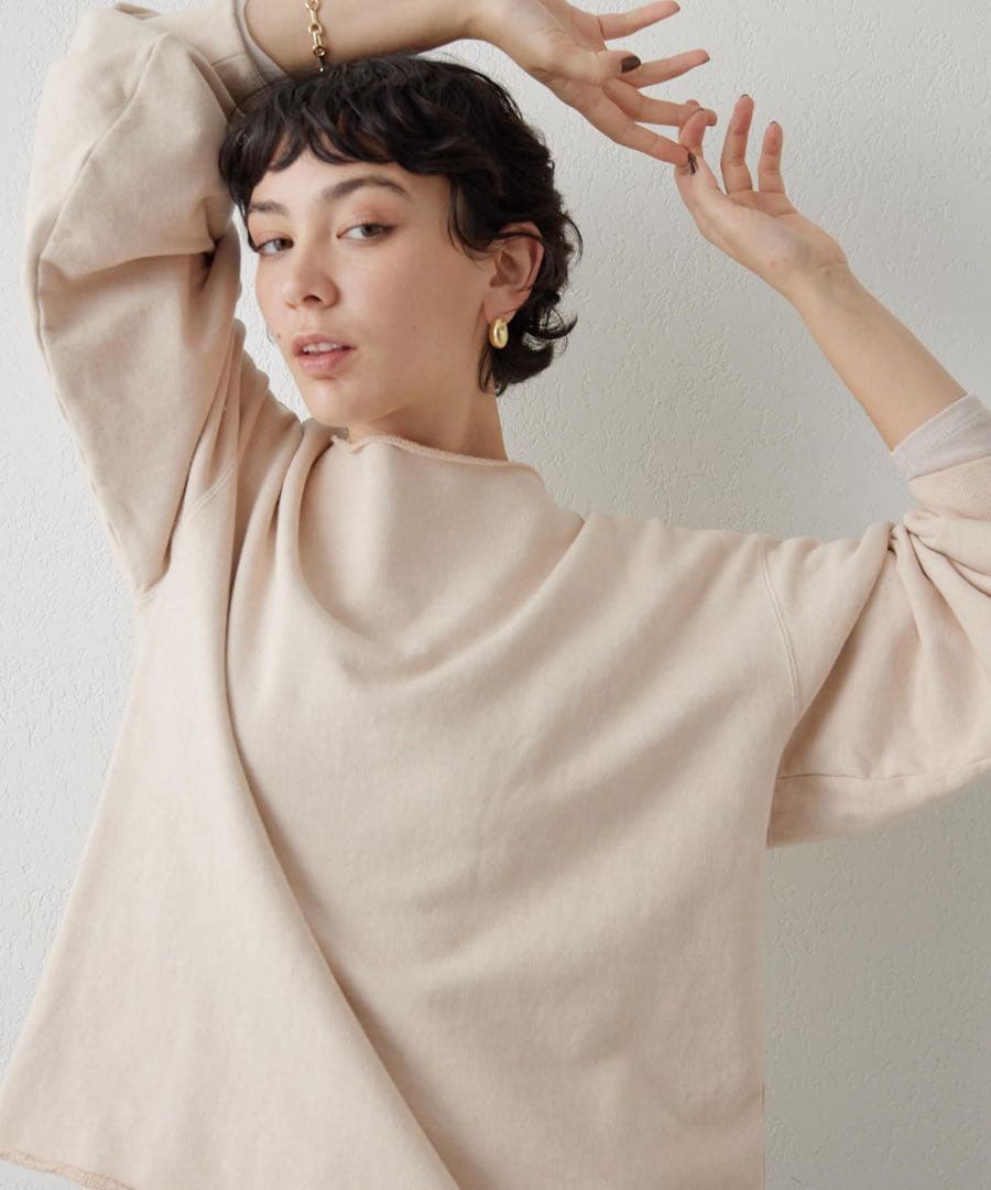 ウィムガゼット　ピグメントウラケプルオーバー