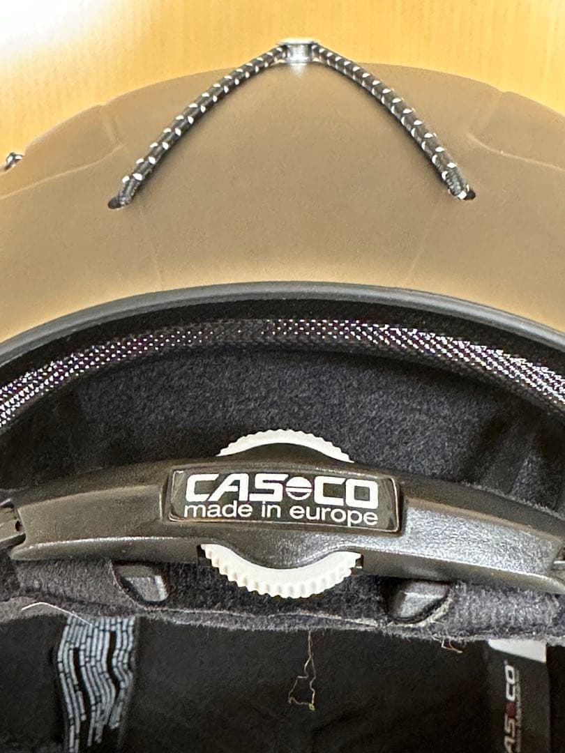 カスコCASCO　スキーヘルメット新品未使用Ｌサイズ