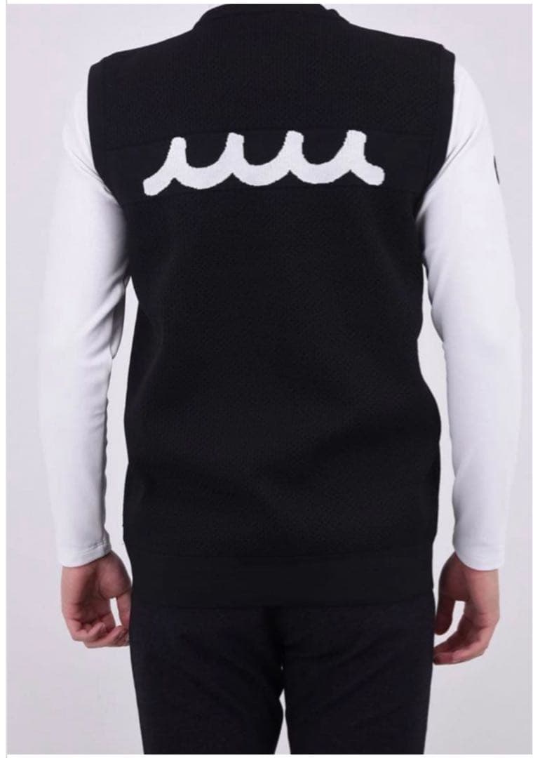 muta ムータ Vネックベスト