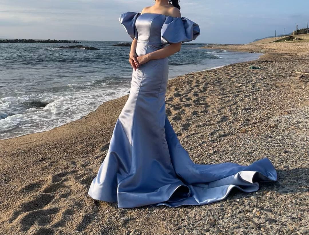 【美品】【ドレスプロダクション】ウェディングドレス　サテンドレス•水色