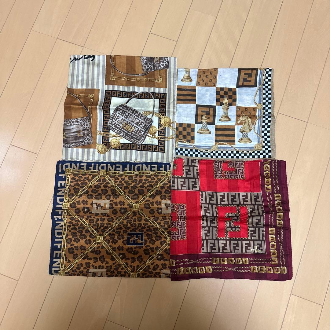 FENDI フェンディ ハンカチ ミニスカーフ