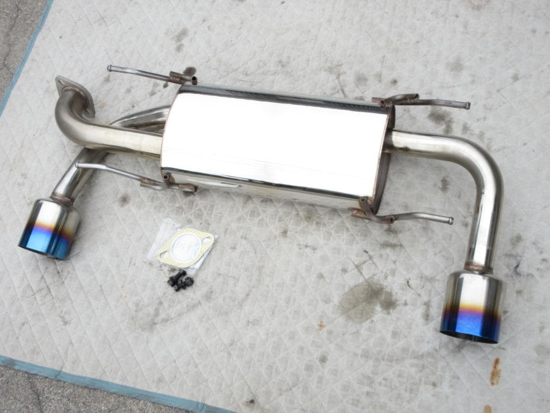 美品 メーカー不明 マフラー 86 brz zn6 zc6 前期 レア