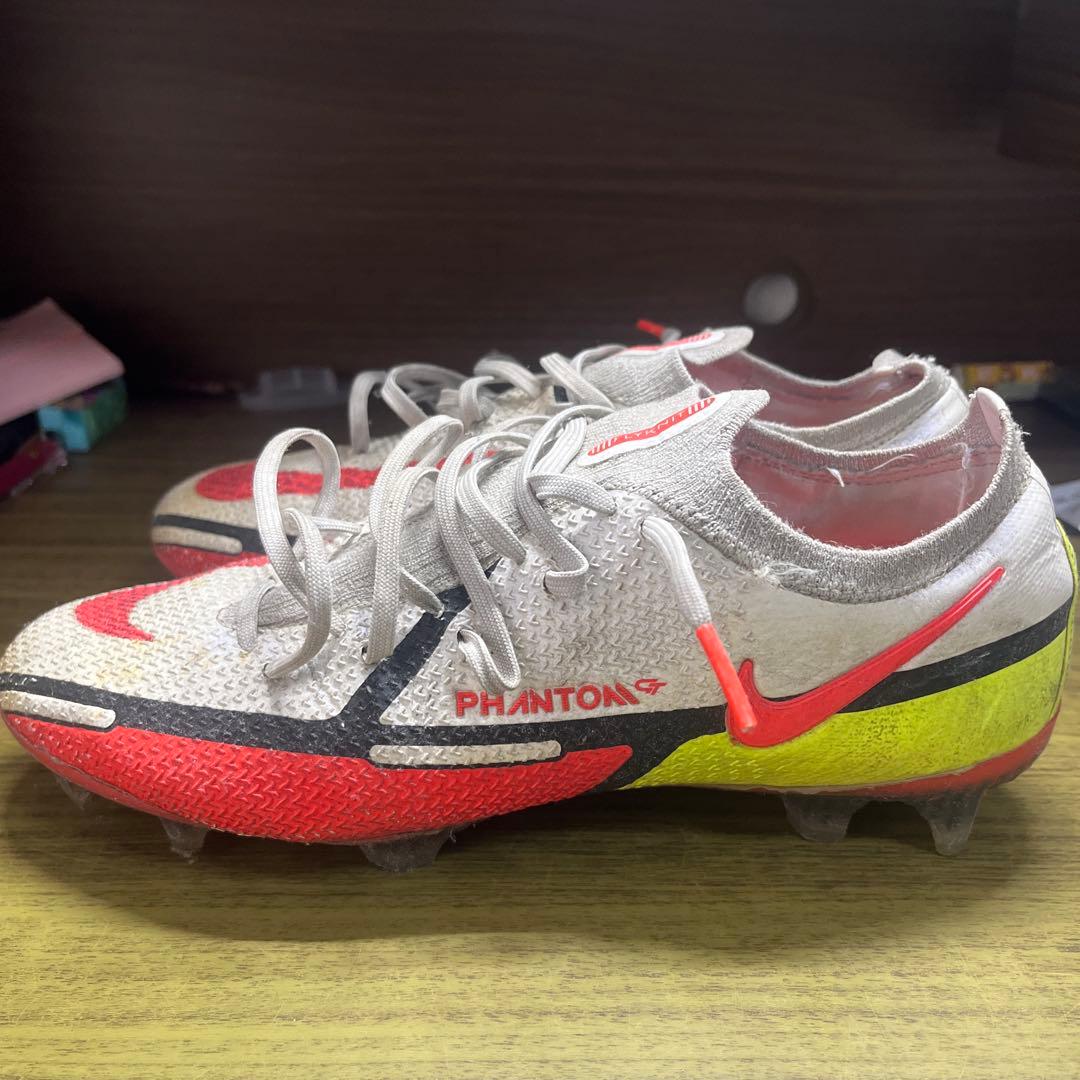 Nike ファントム