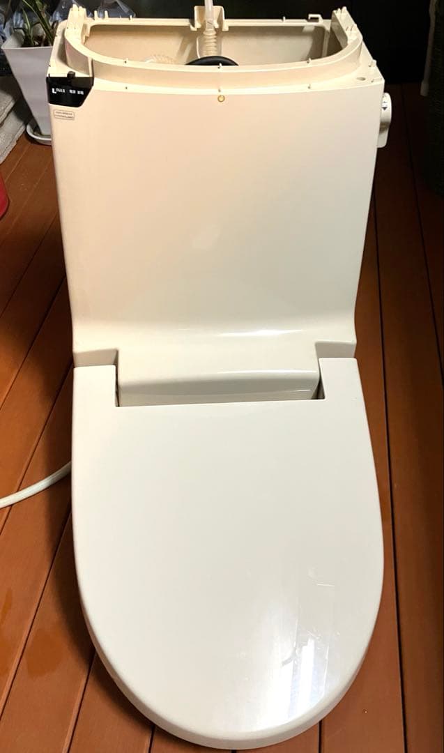 シャワートイレ（INAX）DT-C182U/BU8