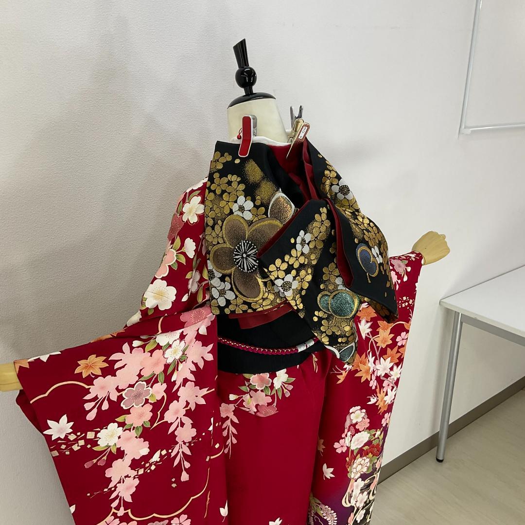 正絹お振袖　S～Mサイズ　赤 正絹　美品