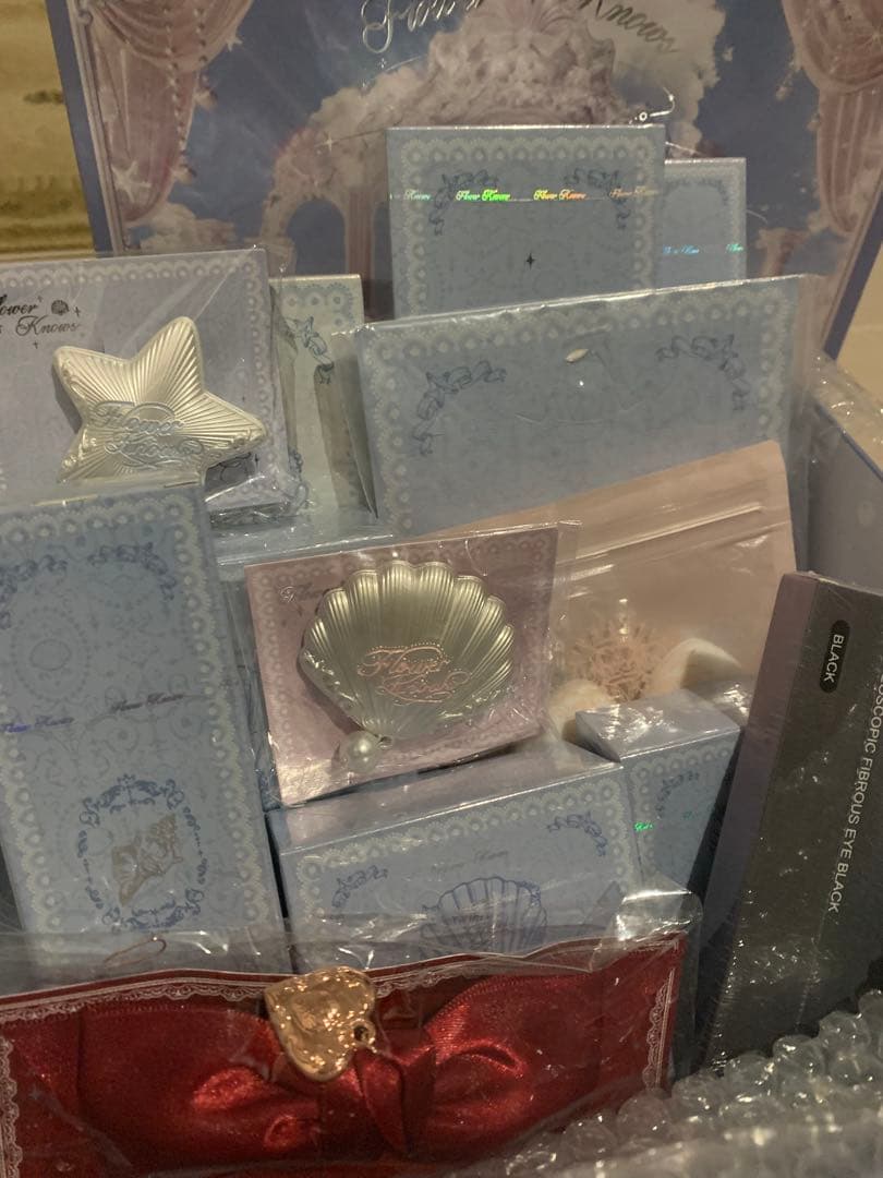 フラワーノーズシェルズジュエル豪華14点➕限定バッグ付き‼【ボックス訳あり】