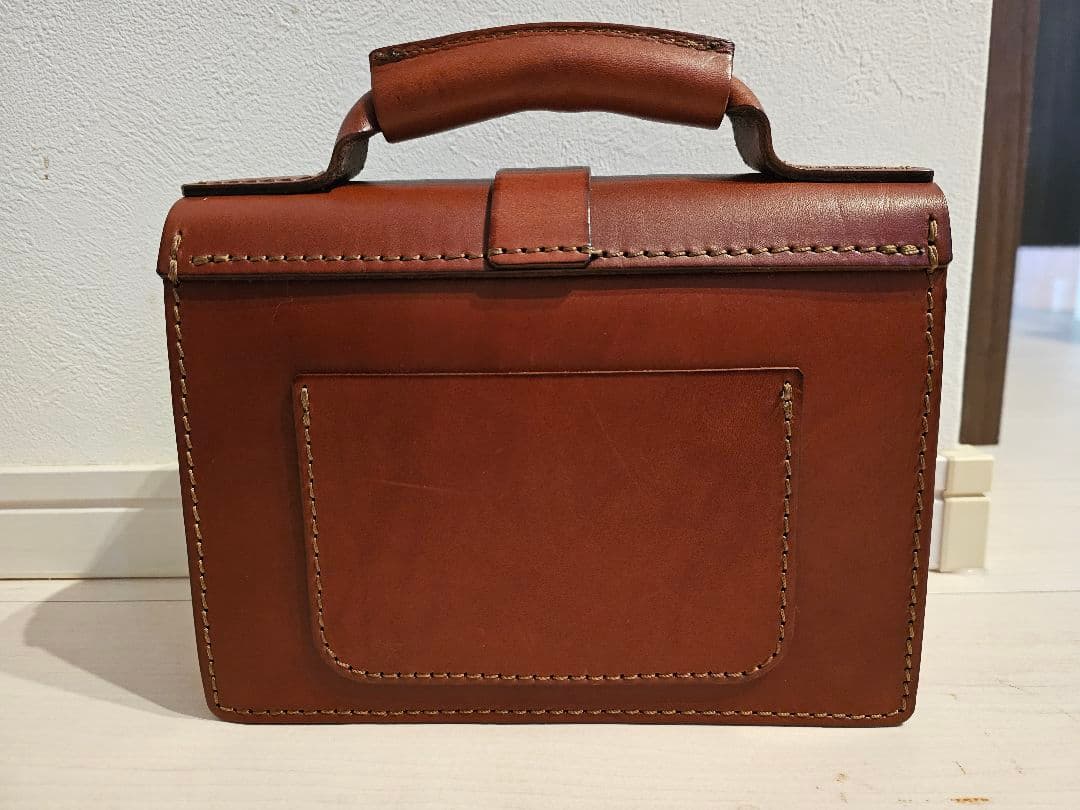 ヘルツ　コラージュバッグ チョコ