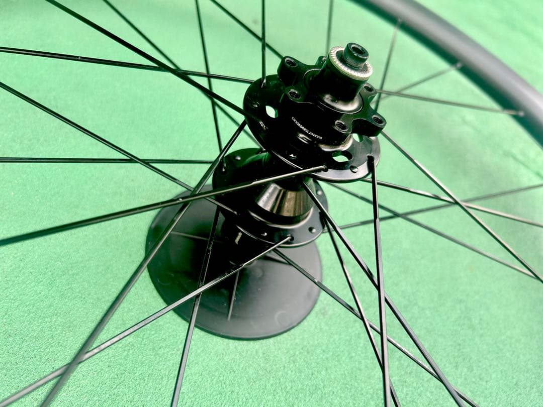 【ディスク用カーボンCarbonホイール後輪2025年購入品superteam◆