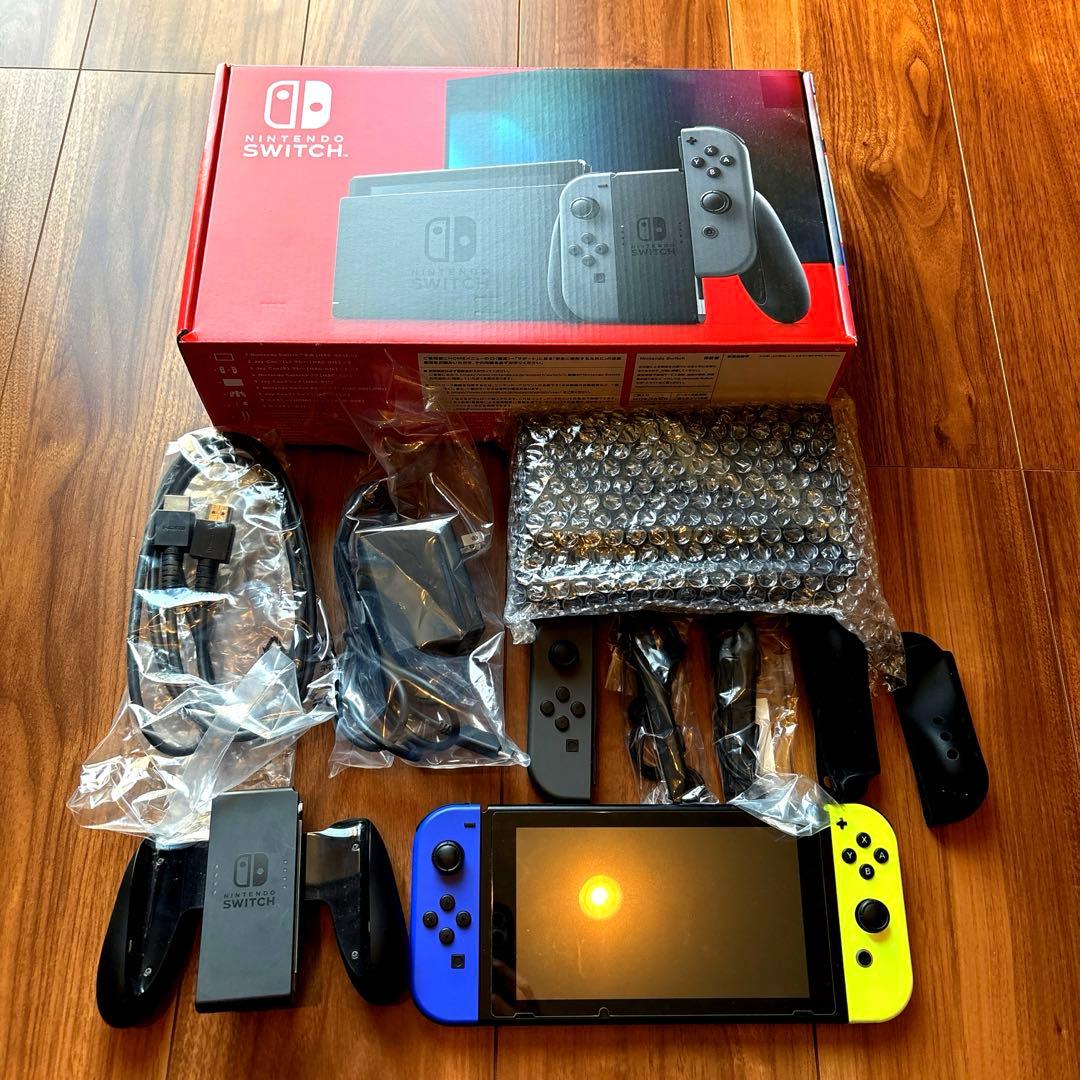 Nintendo Switch バーテリー強化版 コントローラー色注意