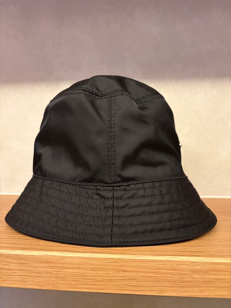 PRADA ブラック バケットハット Sサイズ