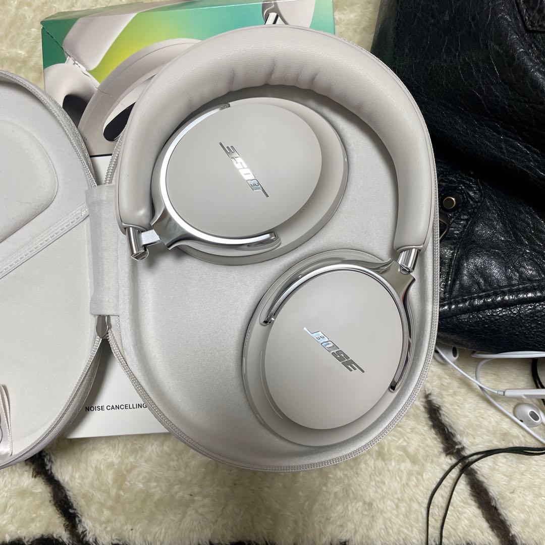 第二世代BOSE QuietComfort Ultra Headphones