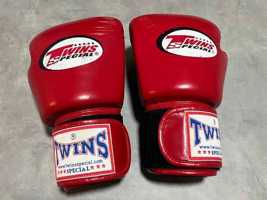Twins ツインズ ボクシンググローブ 赤 レッド 12oz