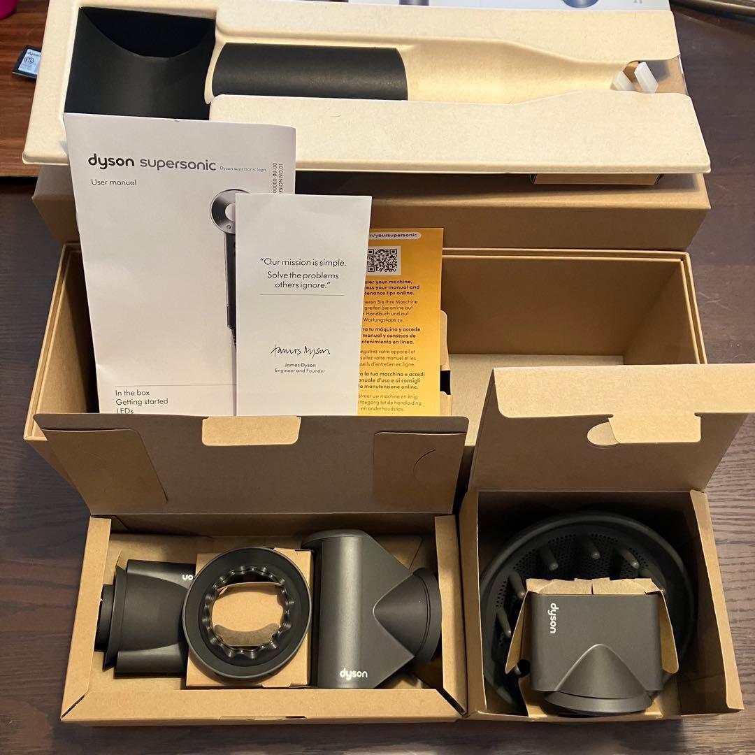 SALE　Dyson Supersonic ドライヤー　HD08 並行輸入