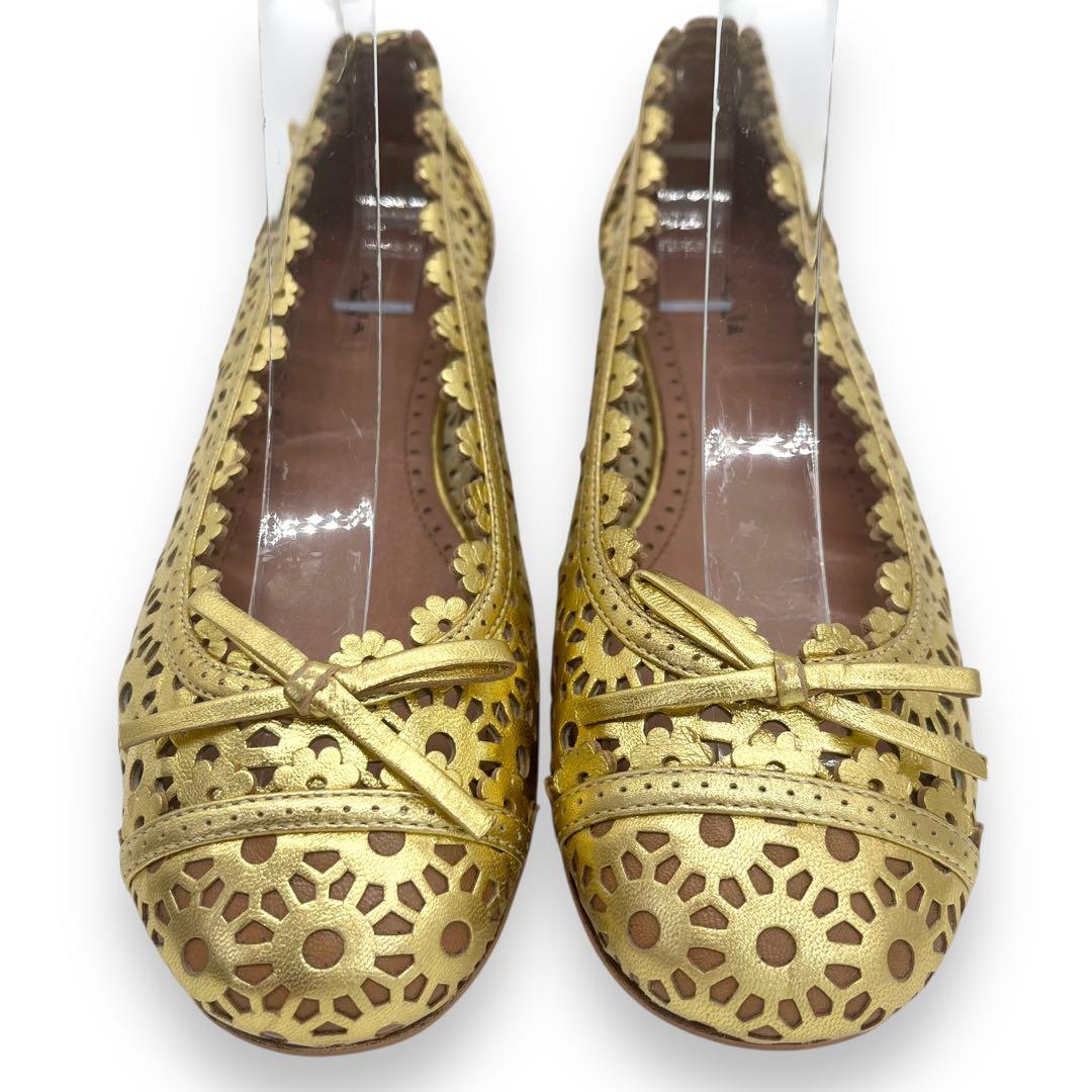 未使用■アライア　カットワーク　フラットシューズ　ゴールド　リボン　レザー　35