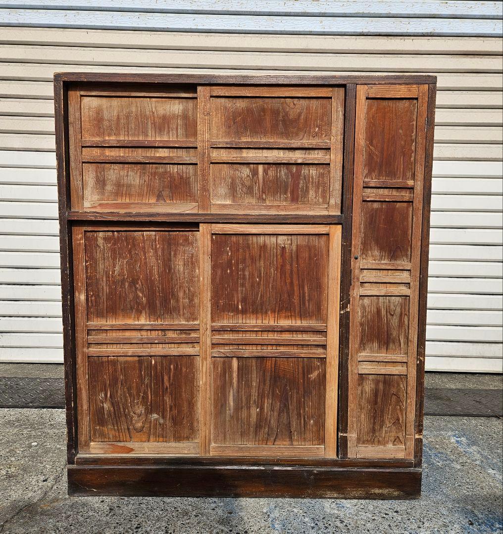 ジャパンアンティーク 木製の下駄箱 収納棚 和家具 キャビネット 古家具 レトロ