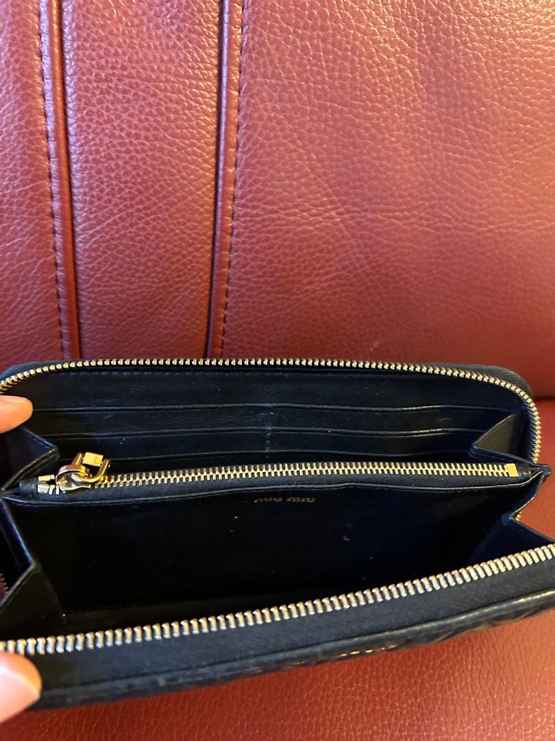 ミュウミュウ MIU MIU 長財布 ナッパ インプントゥーレ