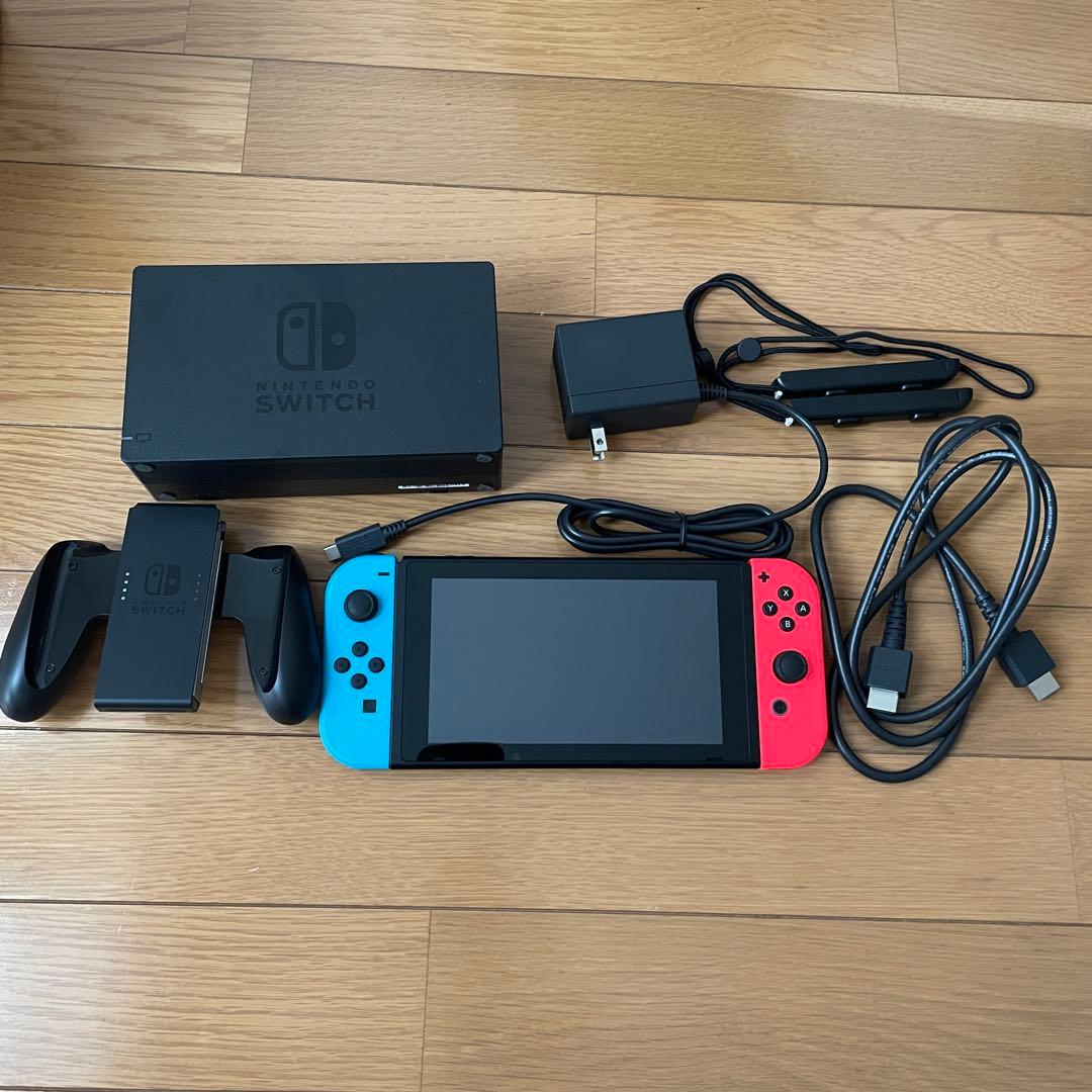【美品】任天堂　Swich 本体　箱無し