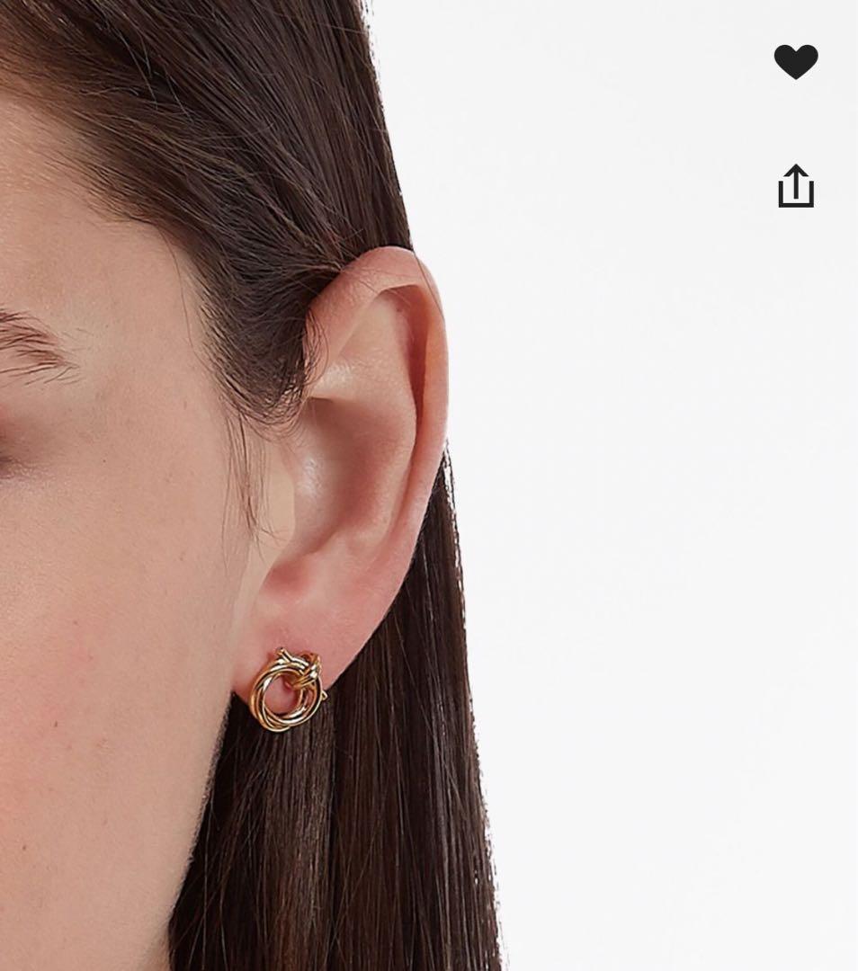 新作 FERRAGAMO ゴールドツイストピアス　ガンチーニフープピアス片耳