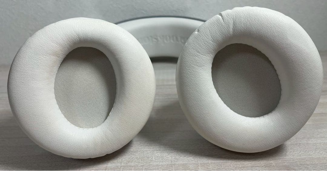 アリアナ・グランデ 限定モデル AXENT WEAR ネコ耳 ヘッドフォン