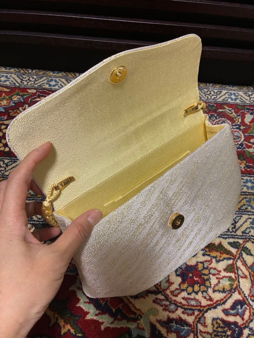 伊と忠 和装小物 バッグ　着物冠婚葬祭　ホワイト 白