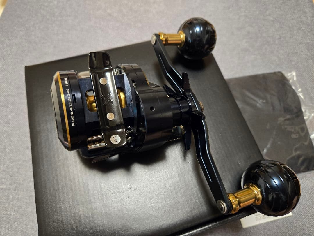 ダイワ21ソルティガIC 100H-DH右ハンドル