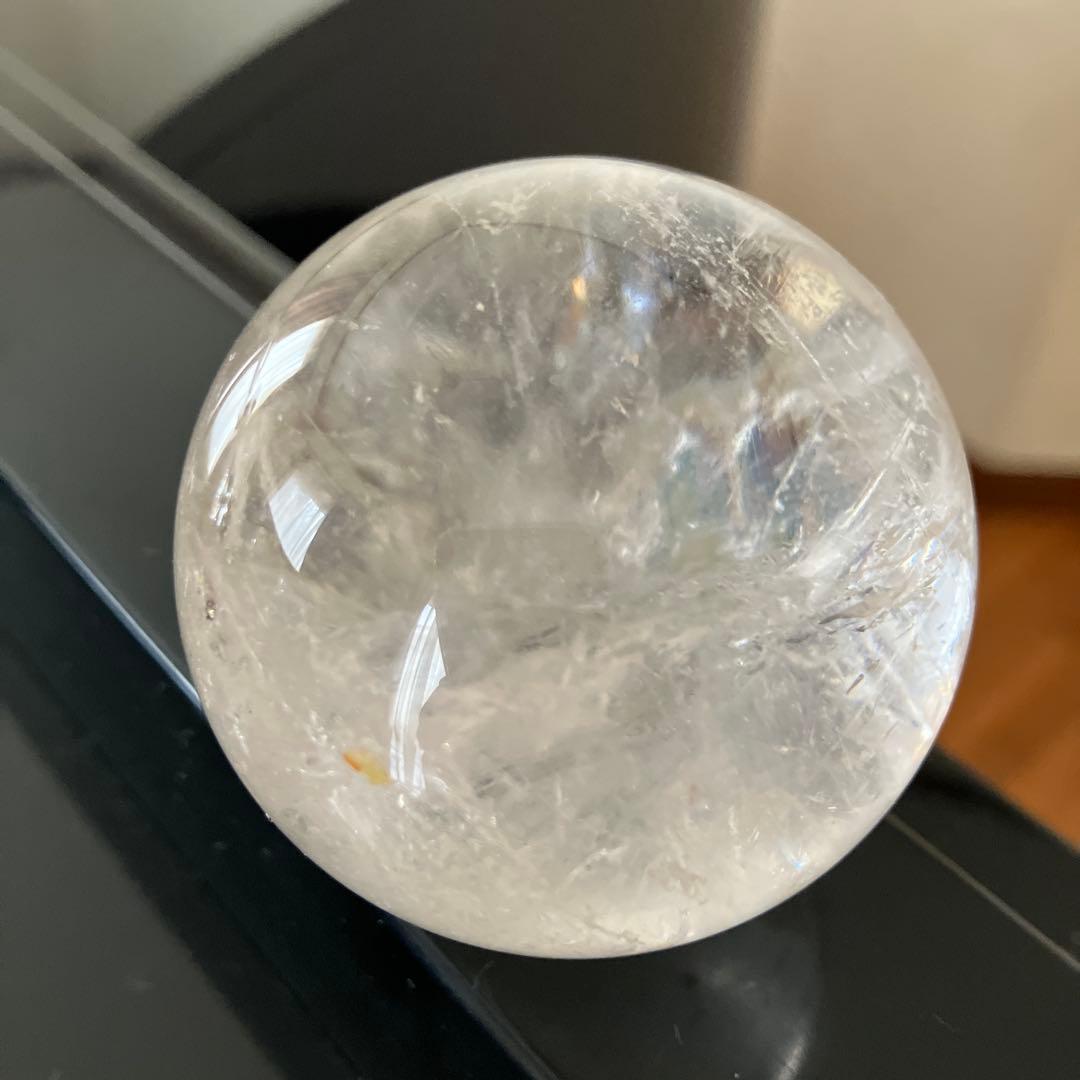珍！レインボー入り！トルマリンインクォーツ　スフィア　天然石置物　D99