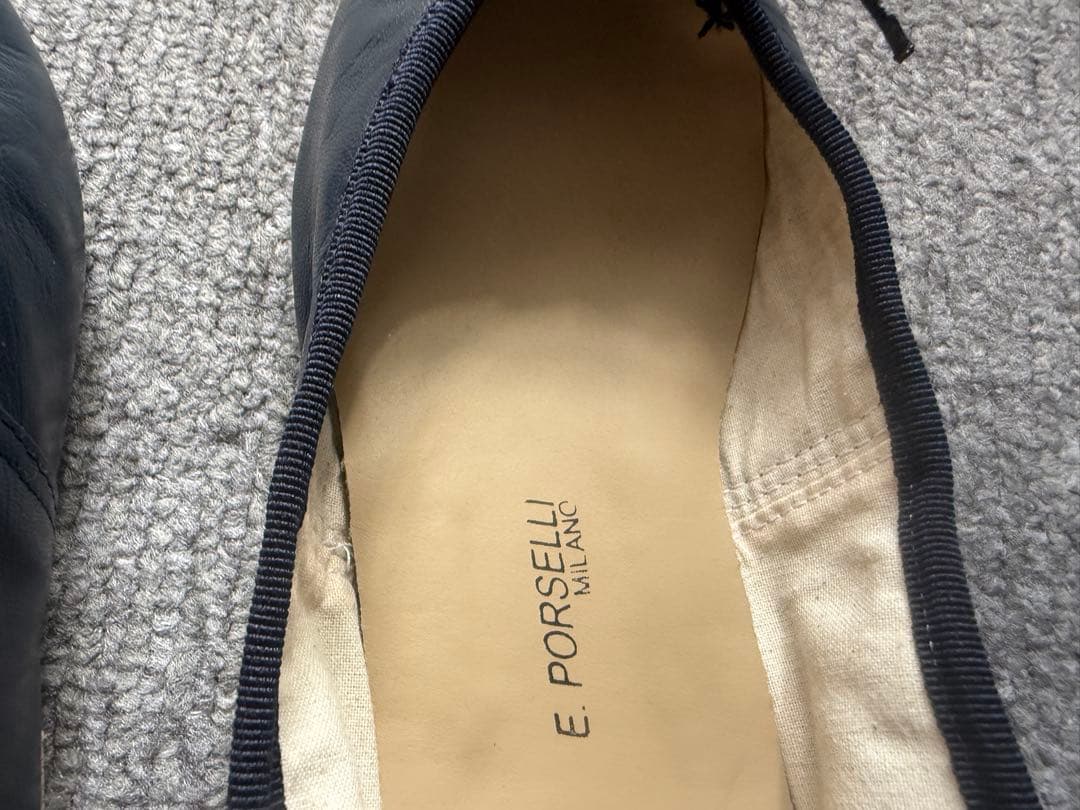 ポルセリ38 ネイビー　PORSELLI バレエシューズ　未使用