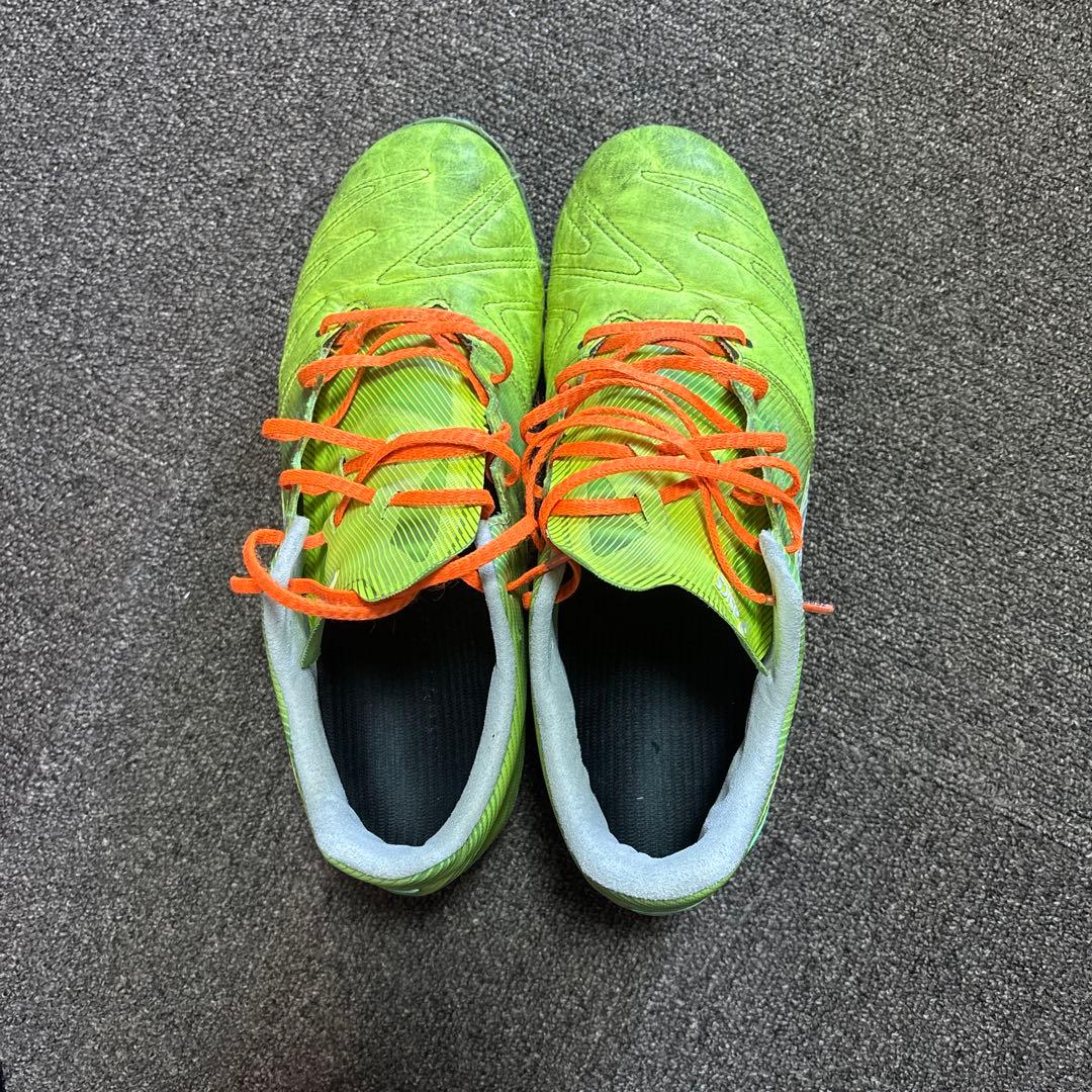 アシックスウルトラレッツァスパイク