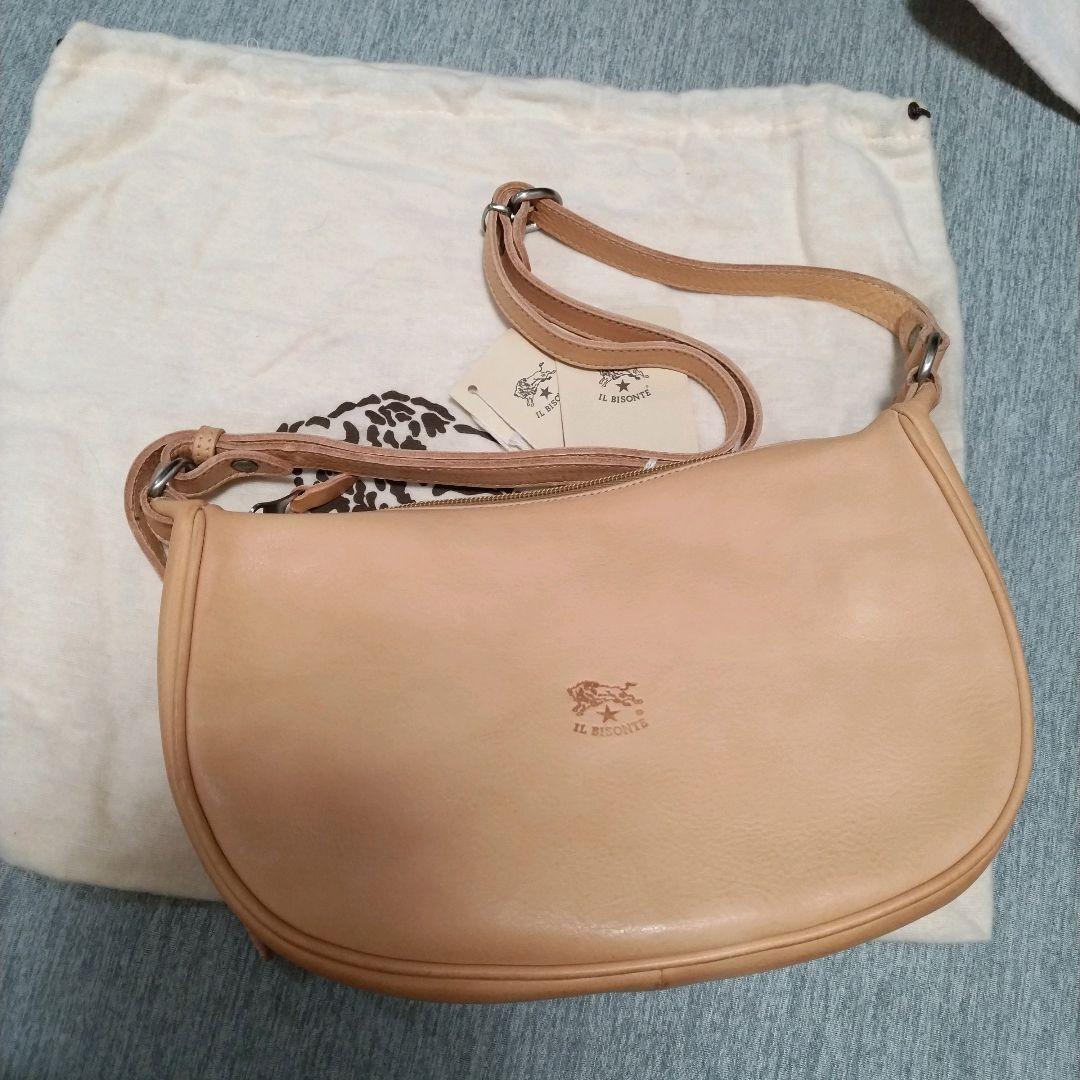 新品 イルビゾンテ 本革 レザー ショルダーバッグ カバン 三日月 ナチュラル