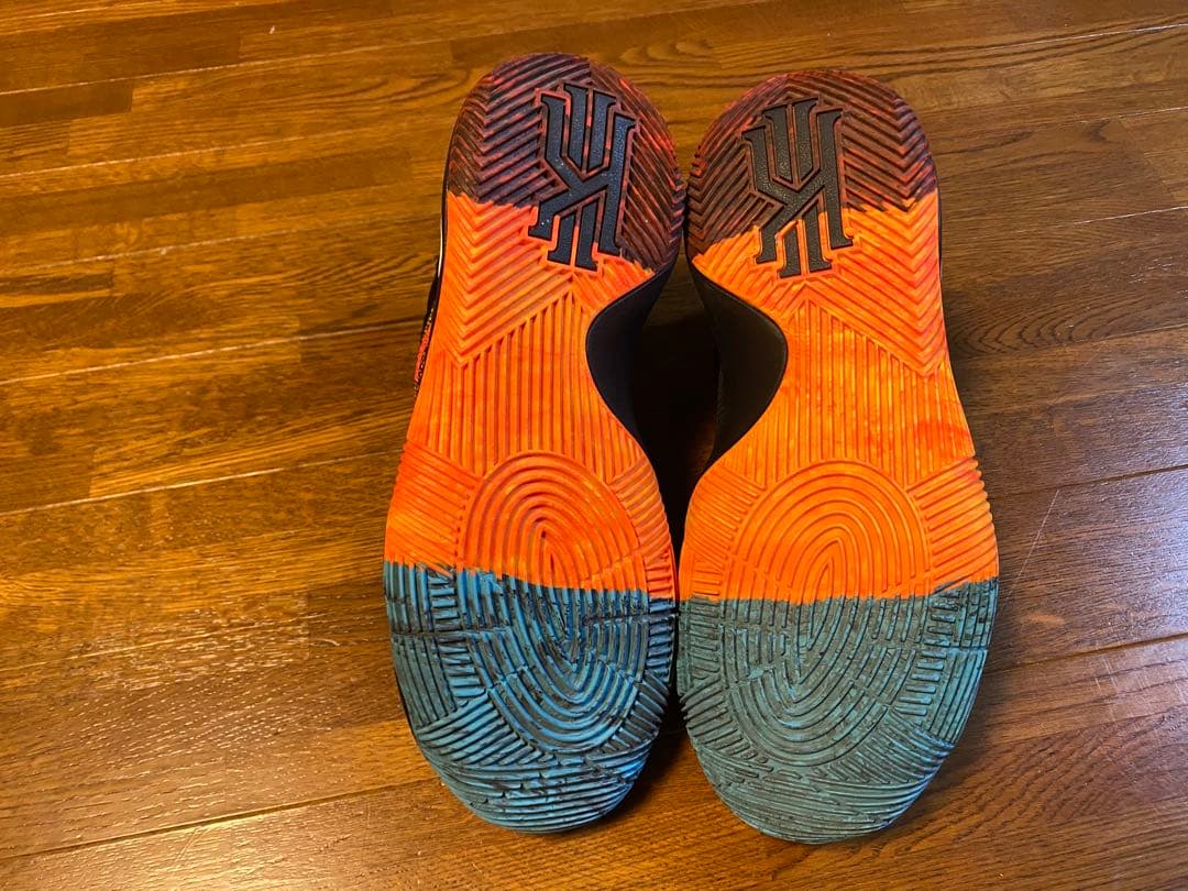 Nike Kyrie2 BHM カイリー