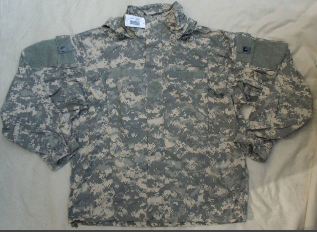 米軍実物/ECWCS level5ソフトシェルジャケット/M/新品/UCP迷彩