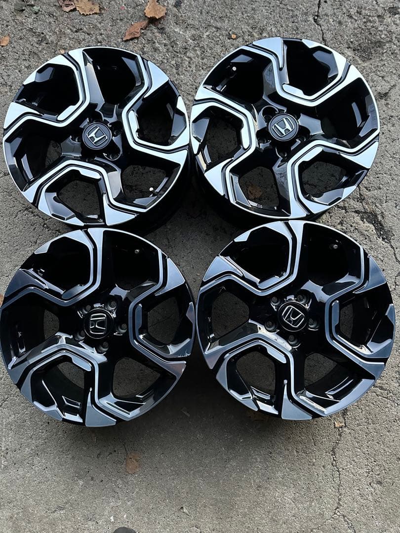 pe.①ホンダ CR-Vの純正18インチアルミホイール、2本