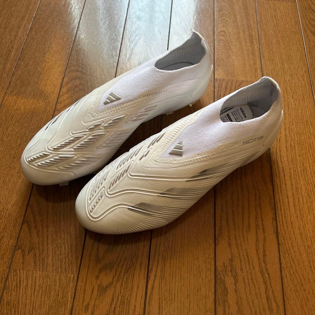 アディダス プレデターエリート レースレス FG